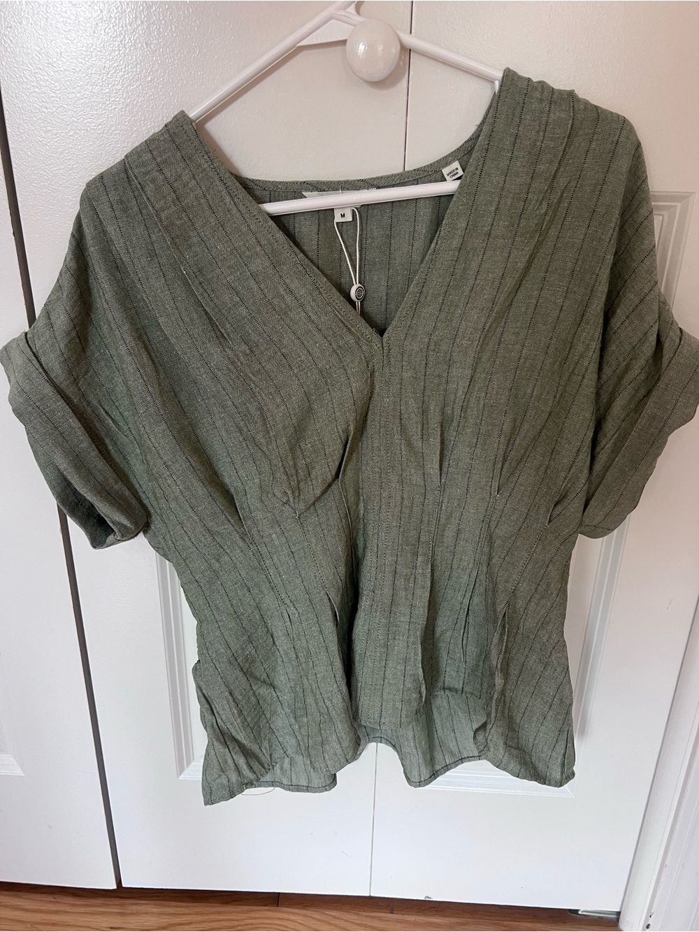 NWT Max Studio Short Sleeve Blouse